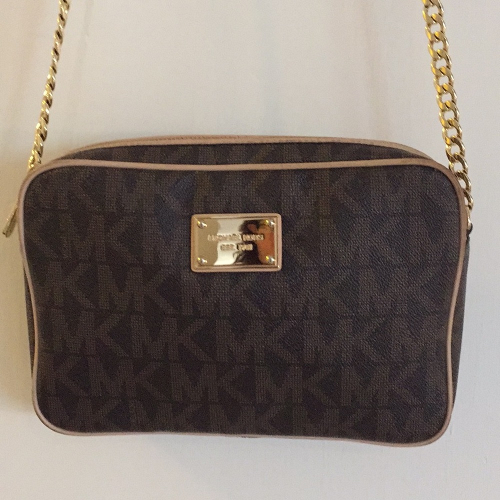Michael Kors Jet Set Crossbody bag